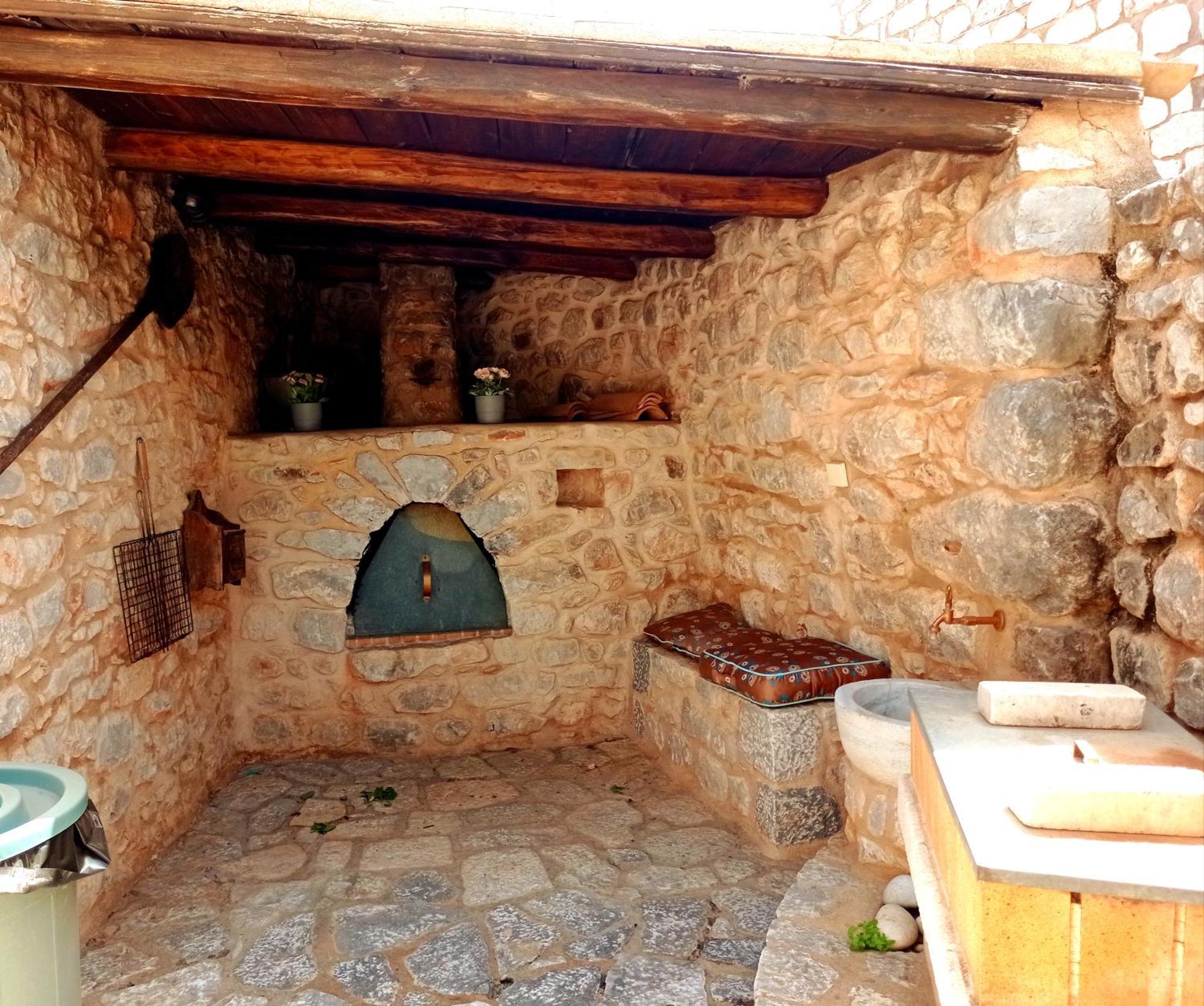 Kapetan Matapas 16Th Cen. Tower Villa Ареополис Екстериор снимка